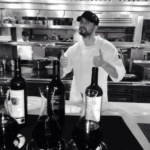 Meet your Posher, Carlos